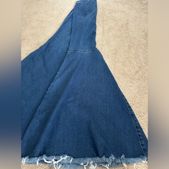 Free People- Dark Wash Stretch Denim Extra Large Flare Bell Bottom Jean Pants - Picture 3 of 8